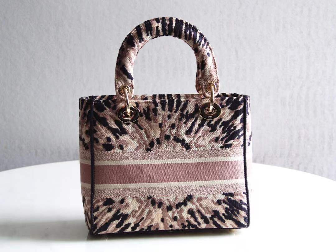 DIOR MEDIUM LADY D-LITE BAG IN MULTICOLOR TIE EMBROIDERY – DOB016