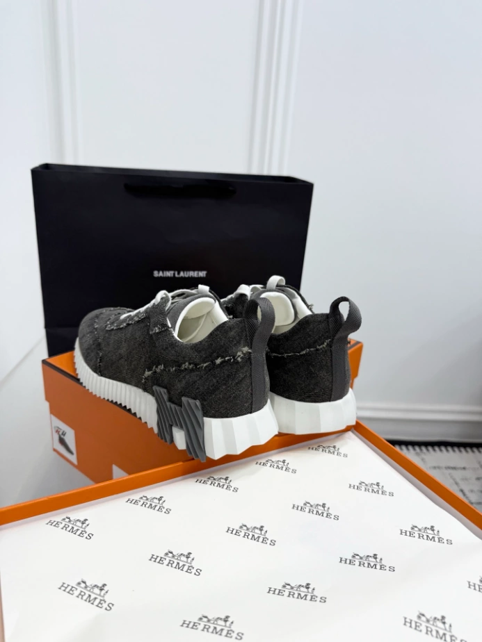 Hermes Bouncing Sneaker – HM095