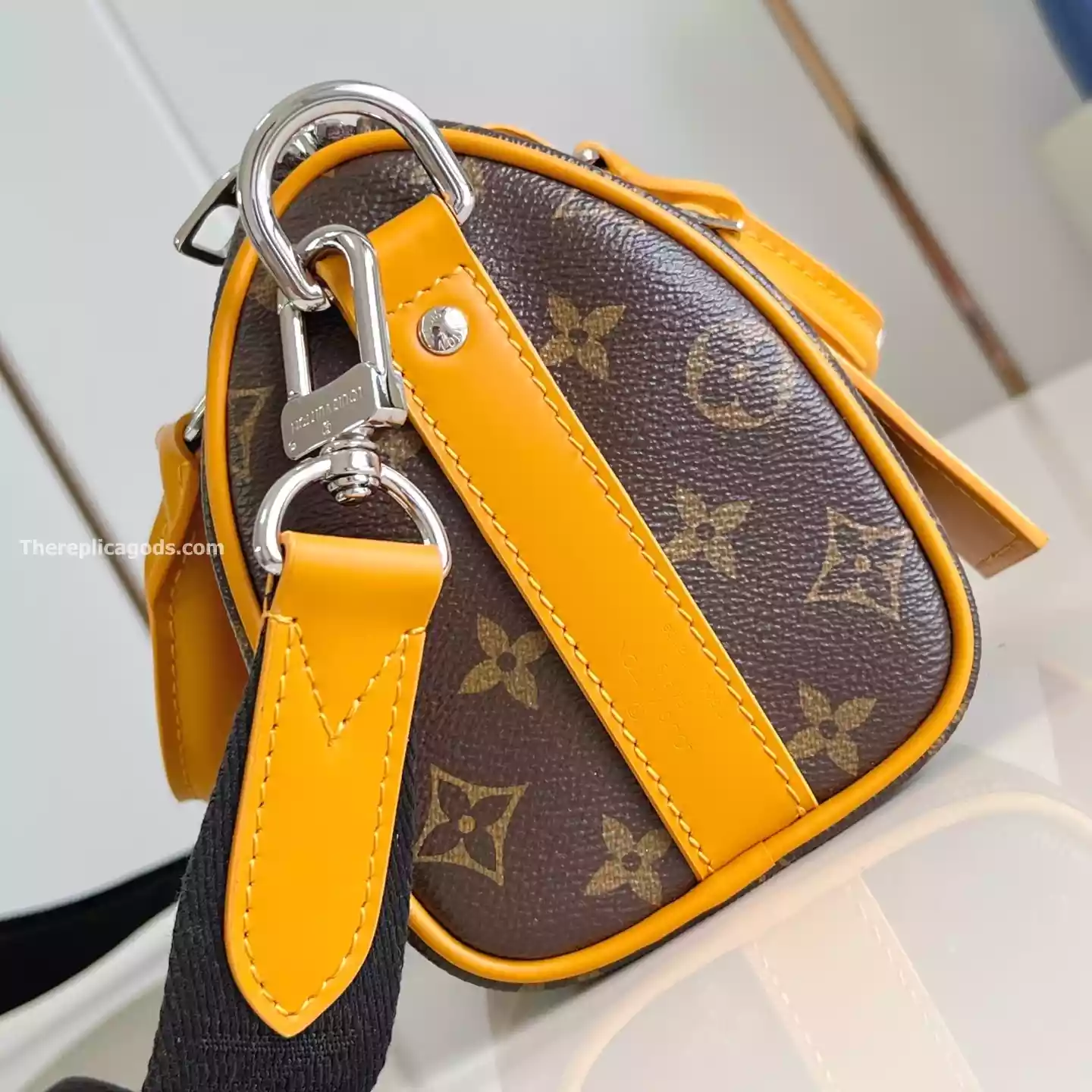 KEEPALL BANDOULIERE 25 BAG SAFRAN YELLOW MONOGRAM MACASSAR – LW301