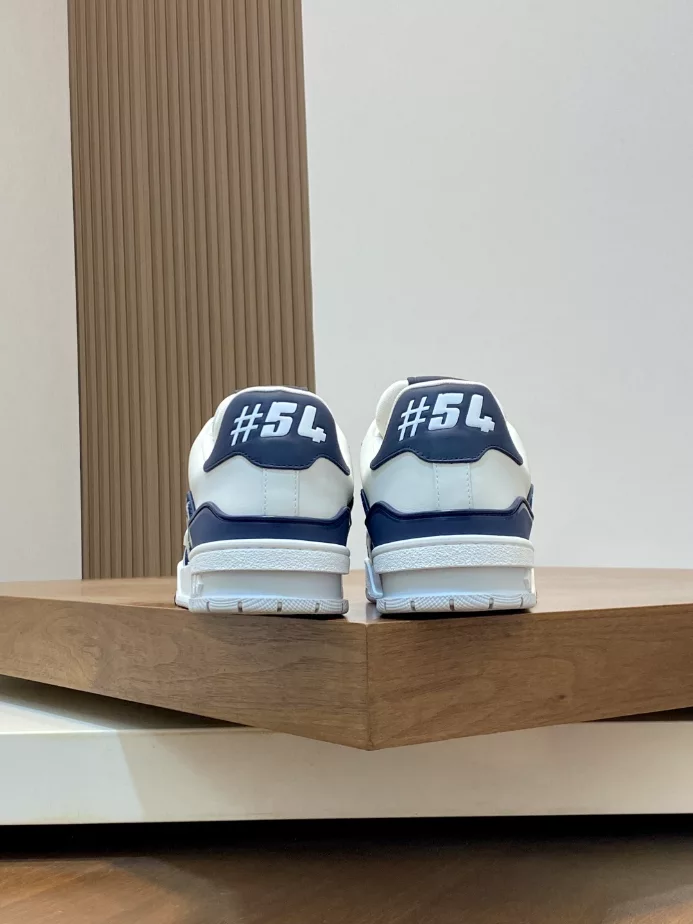 LOUIS VUITTON TRAINER SNEAKER – LVS244