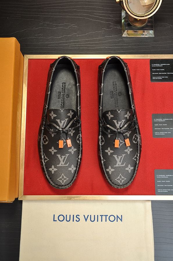 LOUIS VUITTON LV DRIVER MOCASSIN – VL032