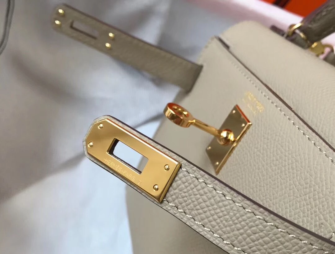 Hermes Kelly Mini II Bag In Gris Tourterelle Epsom Leather GHW – HW118