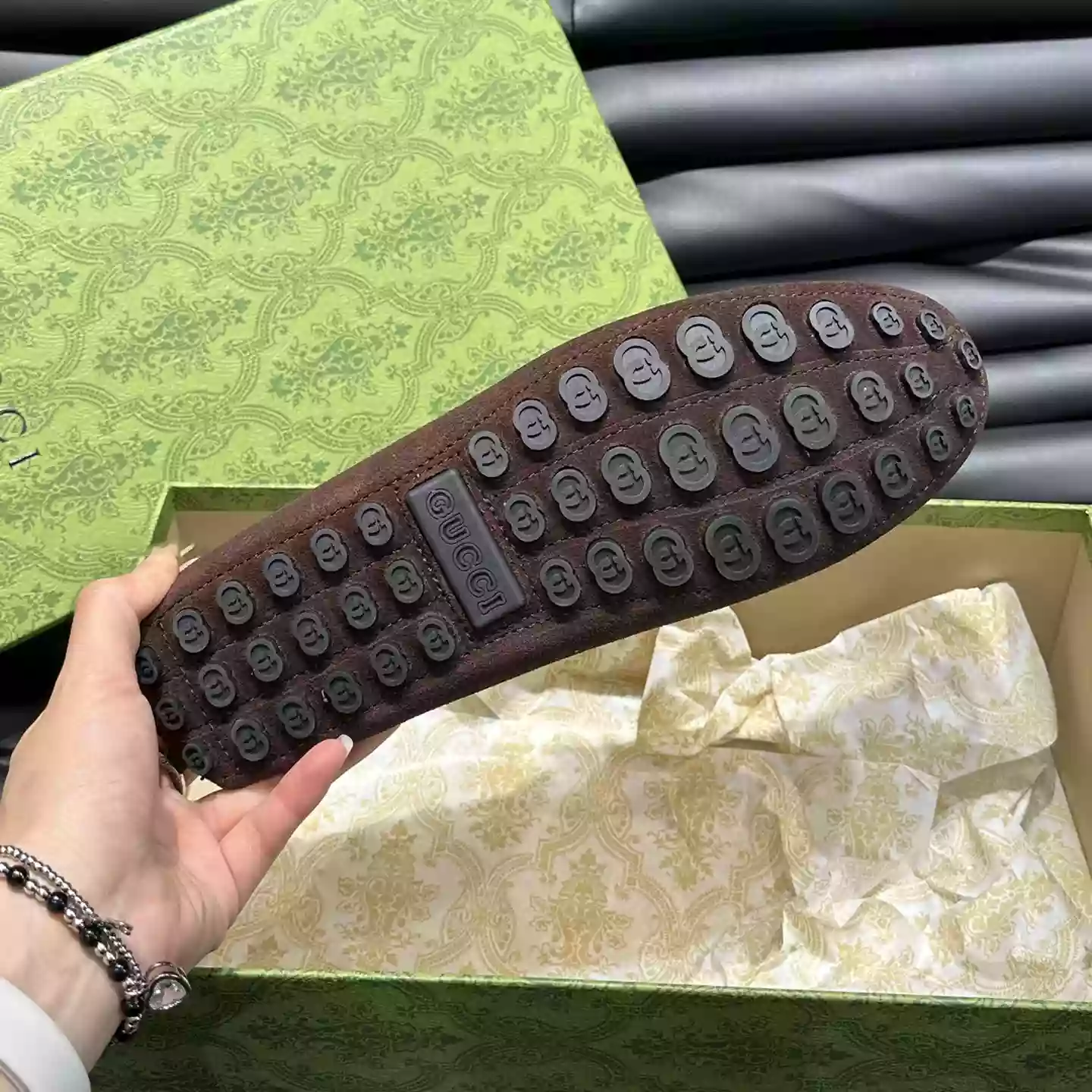 MEN’S DRIVER WITH INTERLOCKING G IN DARK BROWN – GL099