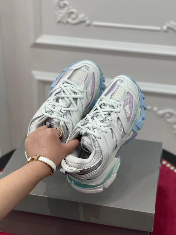 BALENCIAGA TRACK SNEAKER – BLA149