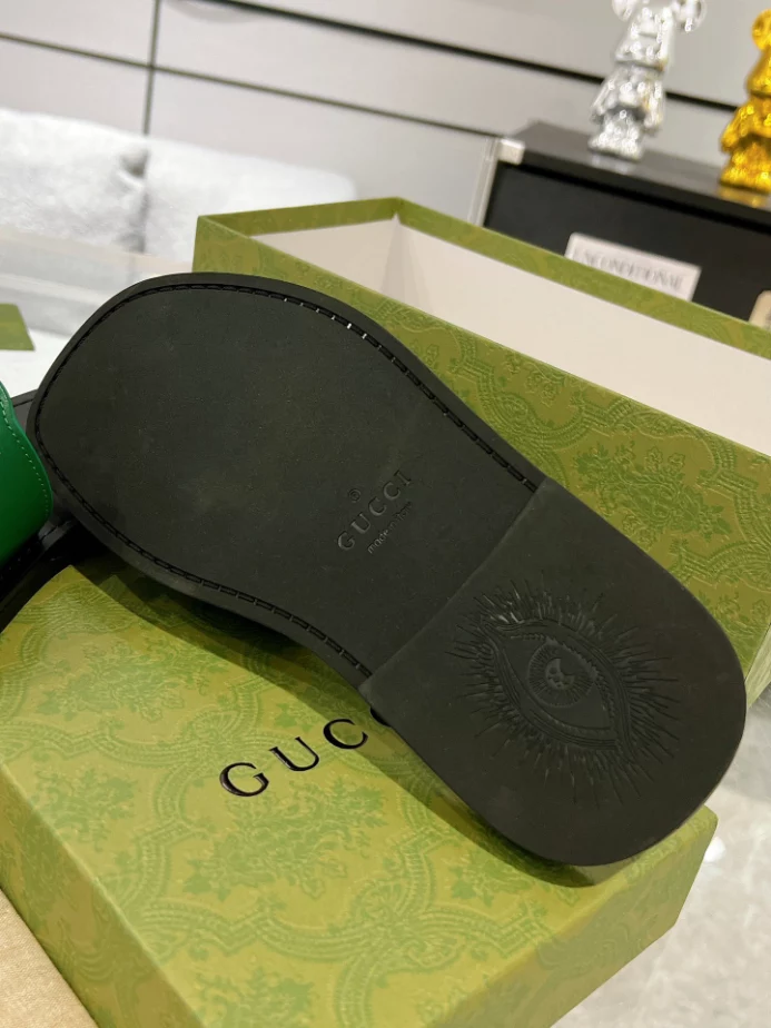 GUCCI MEN’S SLIDE SANDAL – GSL065