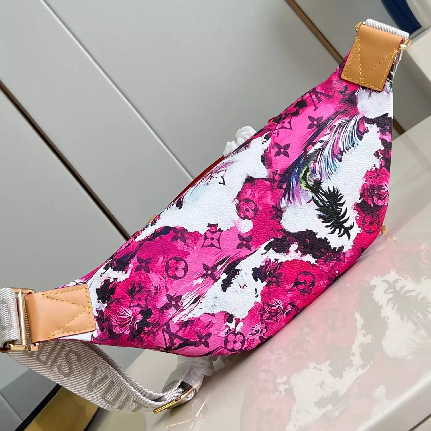 Rush Bumbag Pink Monogram Surfin’ Canvas M24987 – LW227