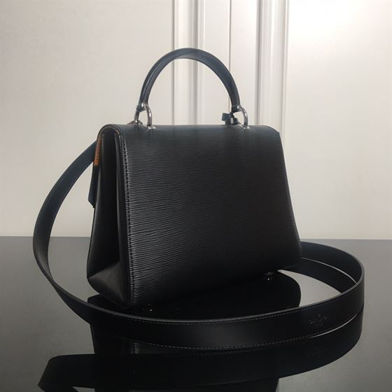 LOUIS VUITTON GRENELLE PM EPI LEATHER BLACK – LW062