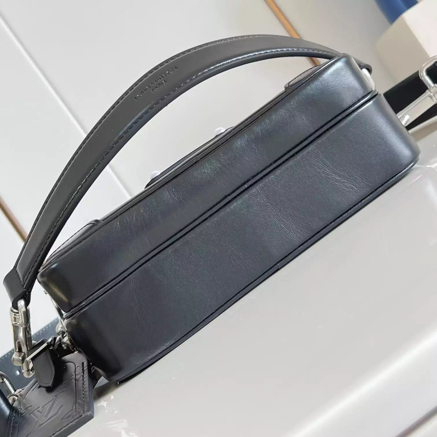 NIL CITY BAG BLACK CALF LEATHER M13987 – LW285