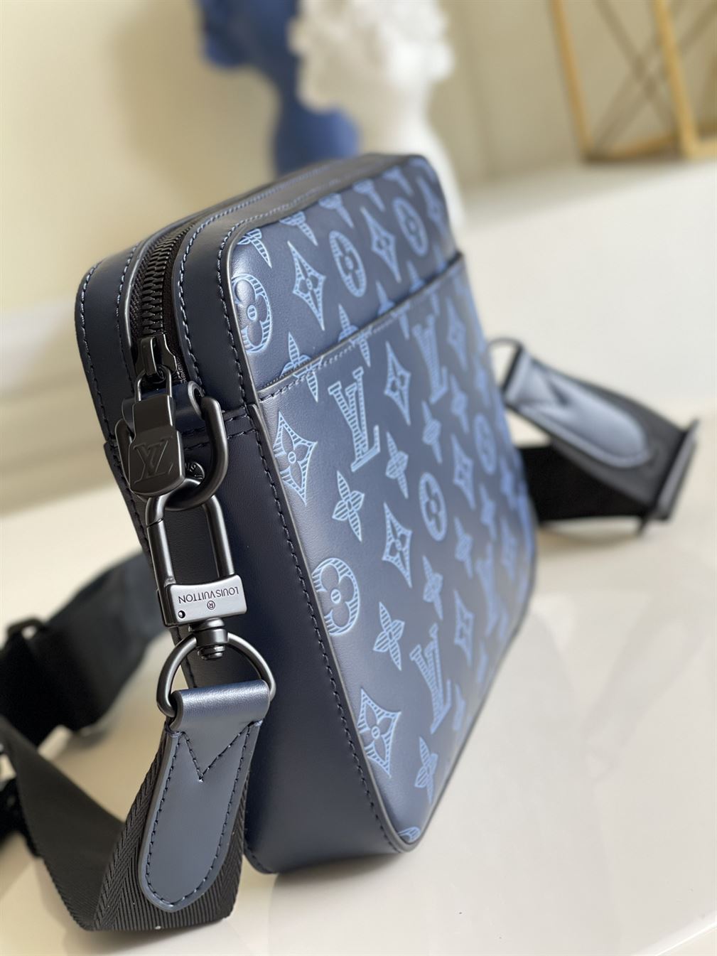 LOUIS VUITTON DUO MESSENGER MONOGRAM SHADOW LEATHER – LVB027