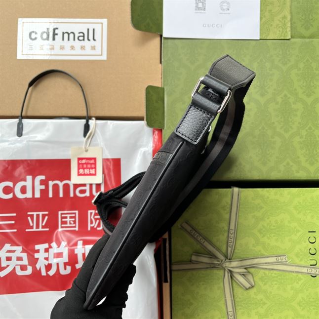 GUCCI CROSS BAG FABRIC MESSENGER BAG – BG050