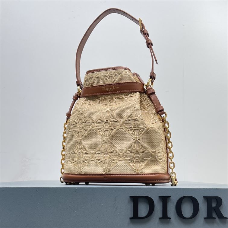 DIOR MEDIUM C EST DIOR BAG NATURAL CANNAGE RAFFIA – DOB044