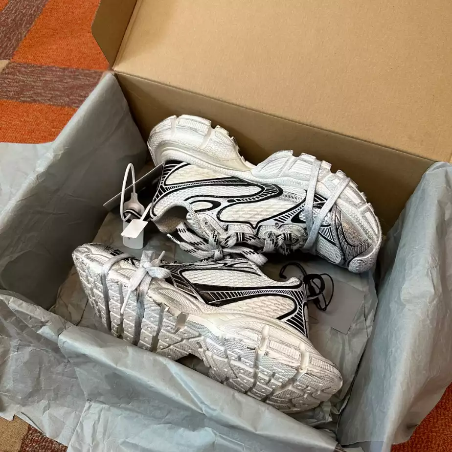 BALENCIAGA MEN’S 3XL SNEAKER – BLA097