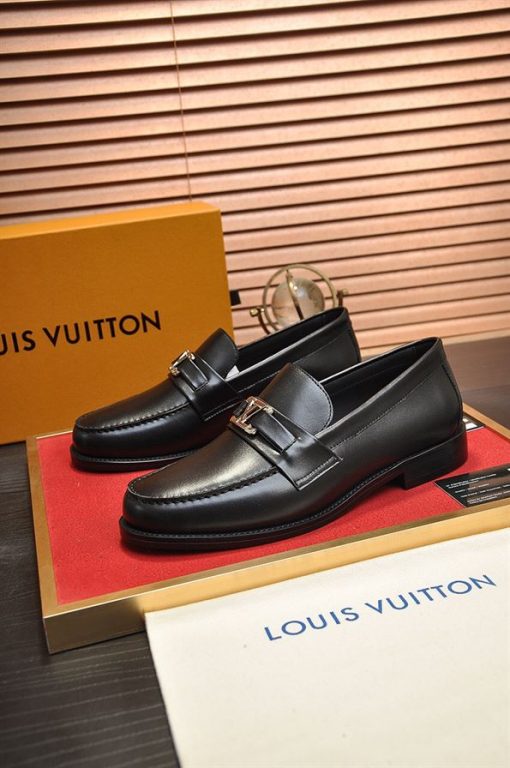 LOUIS VUITTON MAJOR LOAFER – VL030