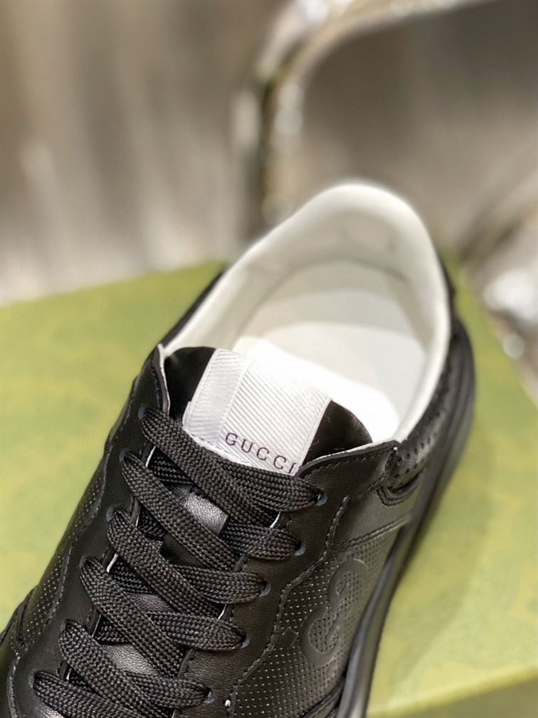 GUCCI MEN’S GG EMBOSSED SNEAKER BLACK LEATHER – GCC004