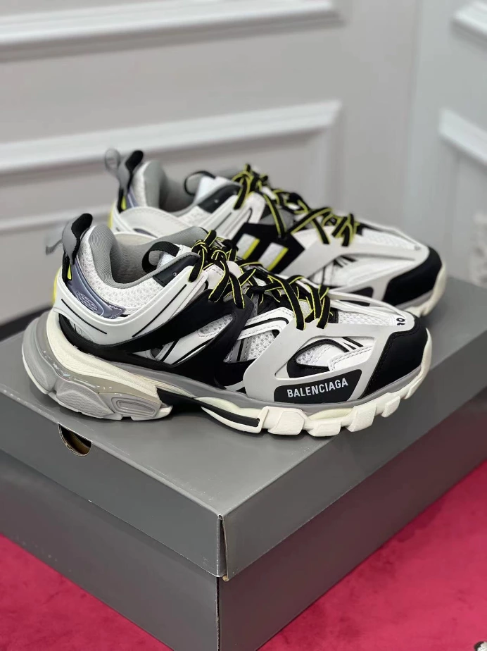 BALENCIAGA TRACK SNEAKER – BLA138