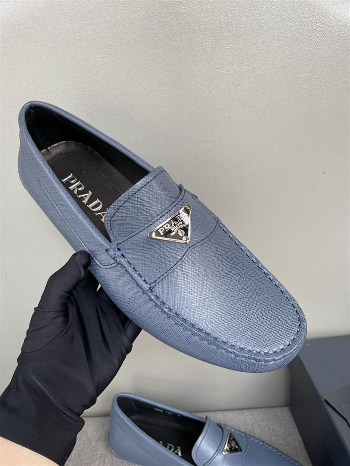 PRADA SAFFIANO LEATHER DRIVER – PRS037