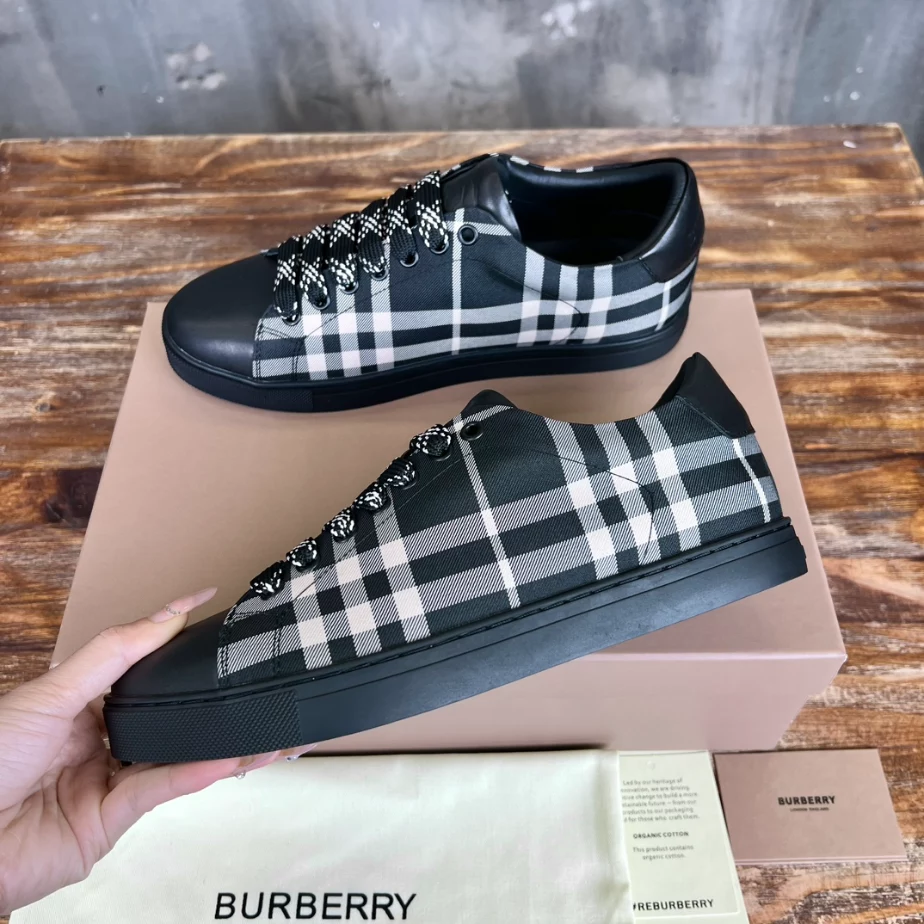 BURBERRY CHECK AND LEATHER SNEAKERS – BBR073