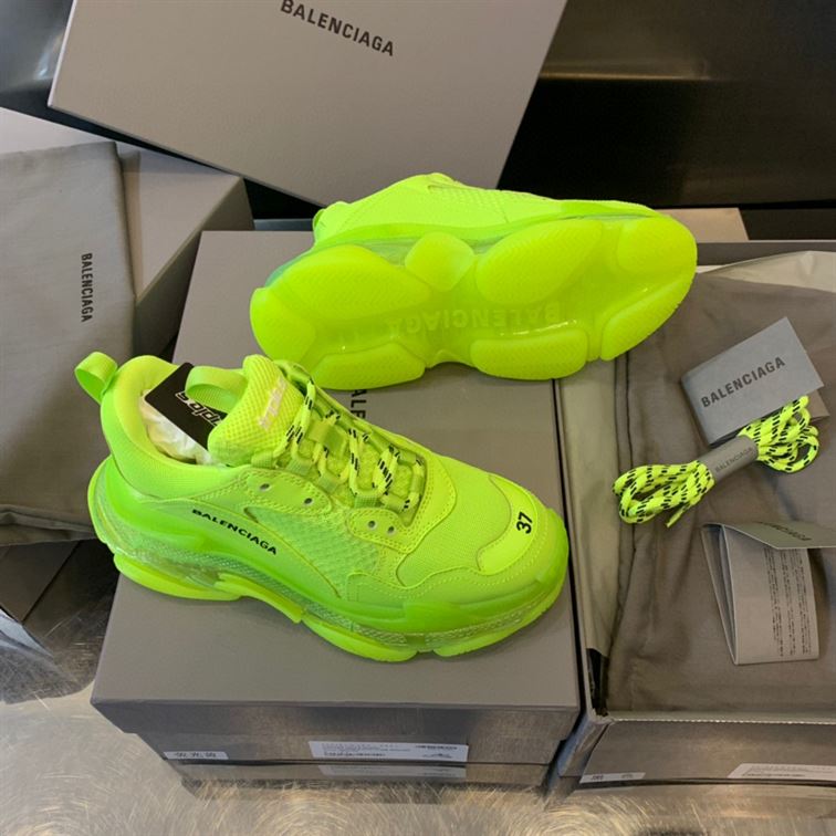 BALENCIAGA TRIPLE S CLEAR SOLE IN GREEN – BLA018