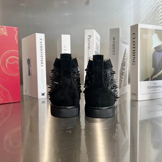 Christian Louboutin High-Top Sneaker – CLS069