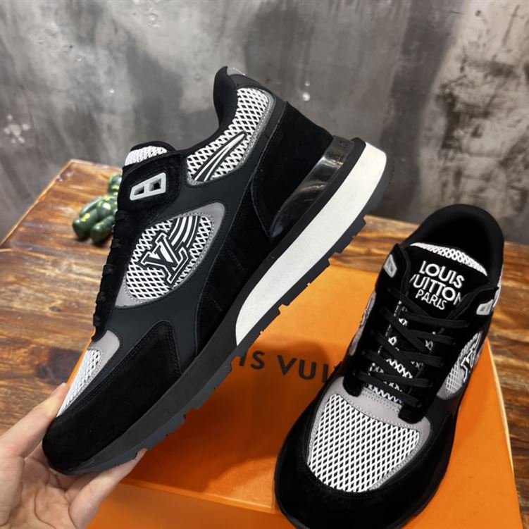 LOUIS VUITTON RUN AWAY SNEAKER – LVS050