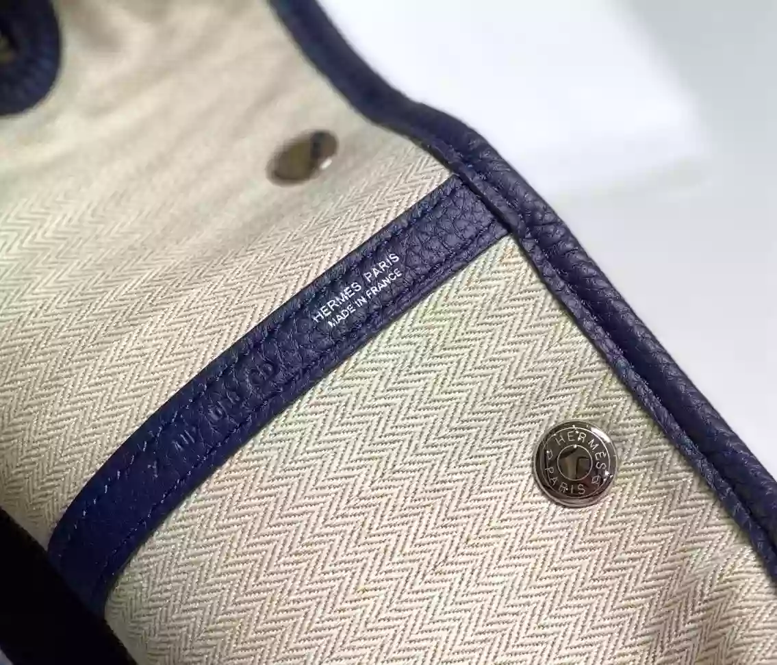 Hermes Garden Party 30 Bag In Blue Saphir Taurillon Leather – HW071