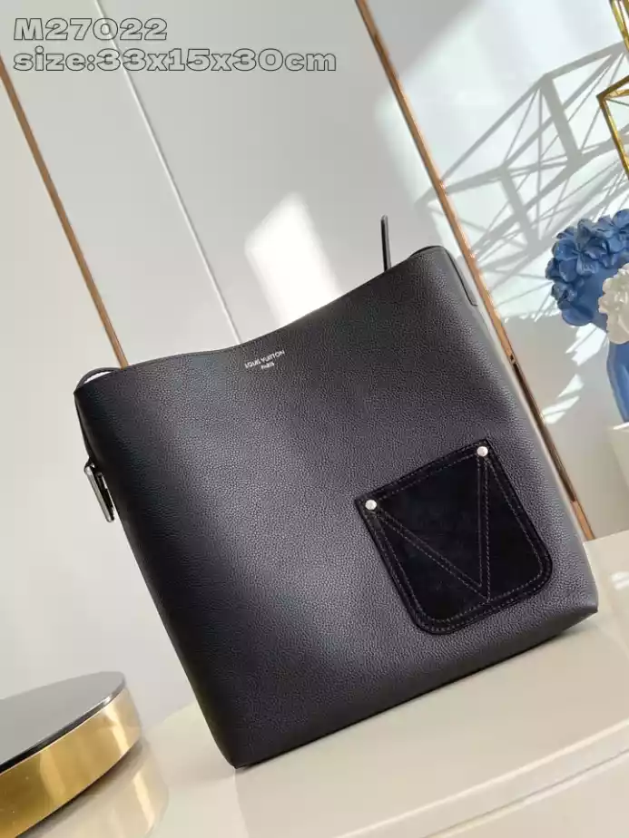 Louis Vuitton Verso Tote Bag – LW459