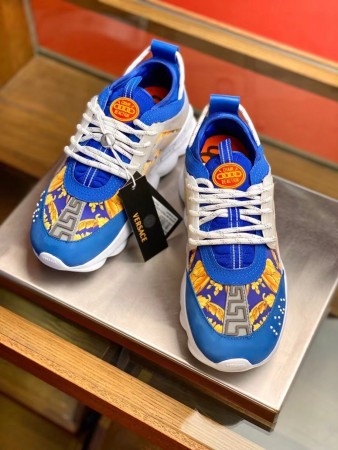 VERSACE WOMEN’S BLUE CHAIN REACTION SNEAKERS WITH BAROQUE PRINT – VSS023