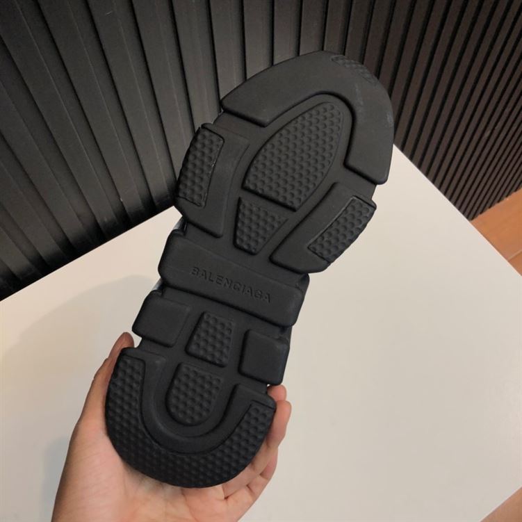 BALENCIAGA SPEED RECYCLED KNIT GRAFFITI SNEAKER IN BLACK – BLA049