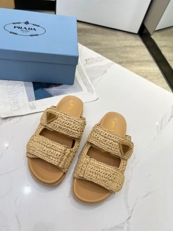 PRADA WOMEN’S CROCHET SANDALS IN NATURAL RAFFIA – PSD026
