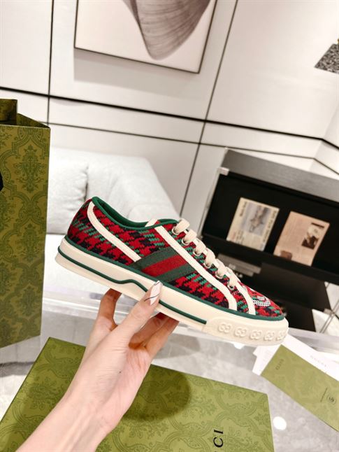 GUCCI TENNIS 1977 SNEAKERS – GCC125