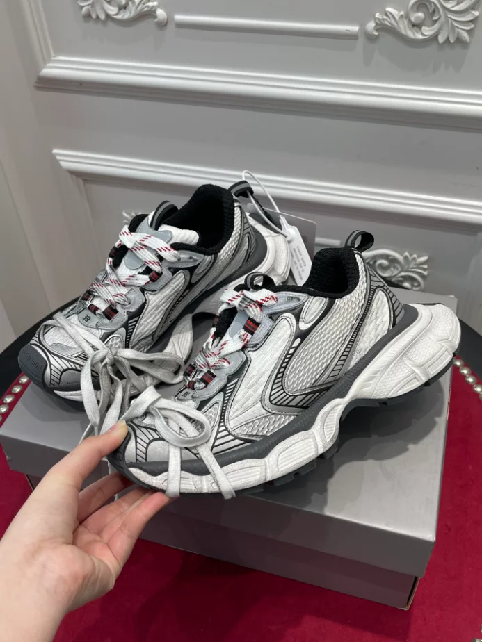 BALENCIAGA MEN’S 3XL SNEAKER – BLA120