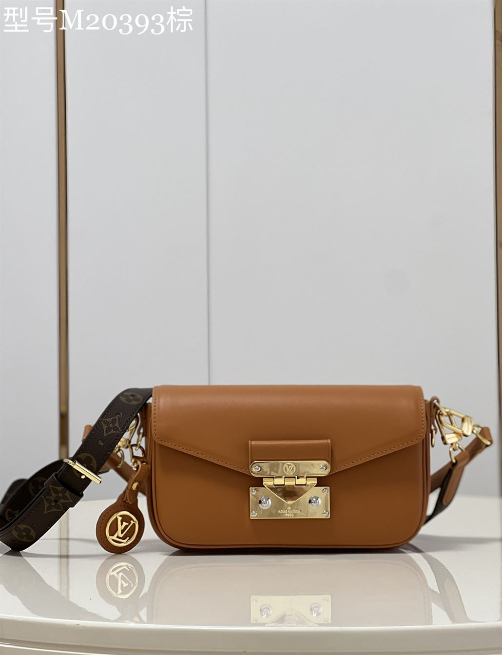 LOUIS VUITTON SWING BAG Brown – LW013