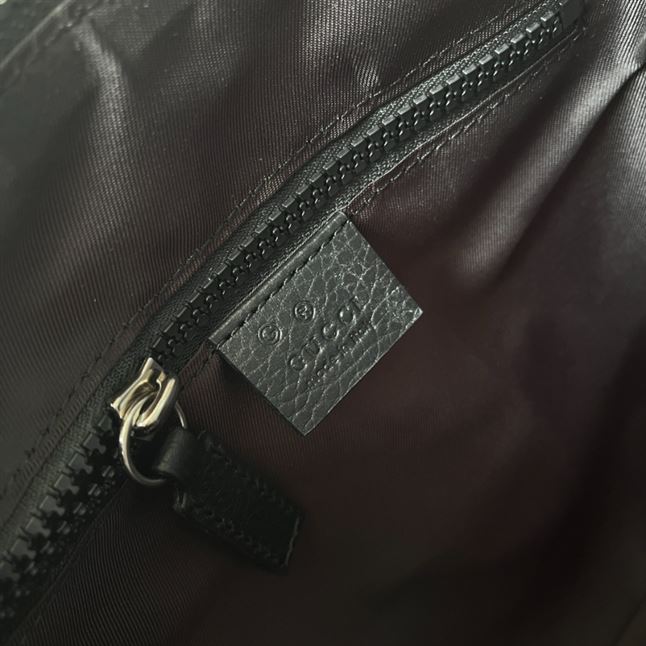 GUCCI CROSS BAG FABRIC MESSENGER BAG – BG050