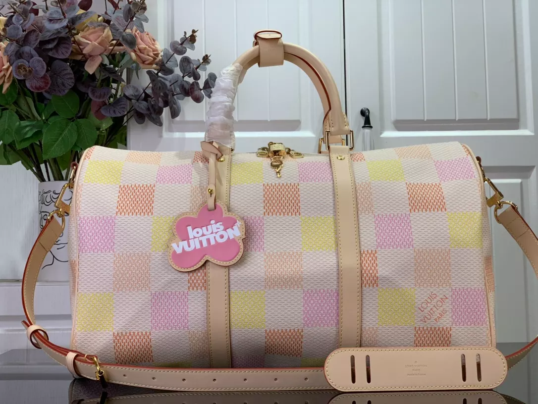 LV Keepall Bandoulière 45 in Peach Damierlicious Coated Canvas – LW180