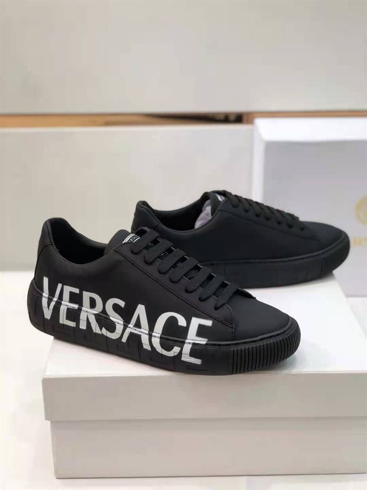 VERSACE GRECA LOGO SNEAKERS – VSS011