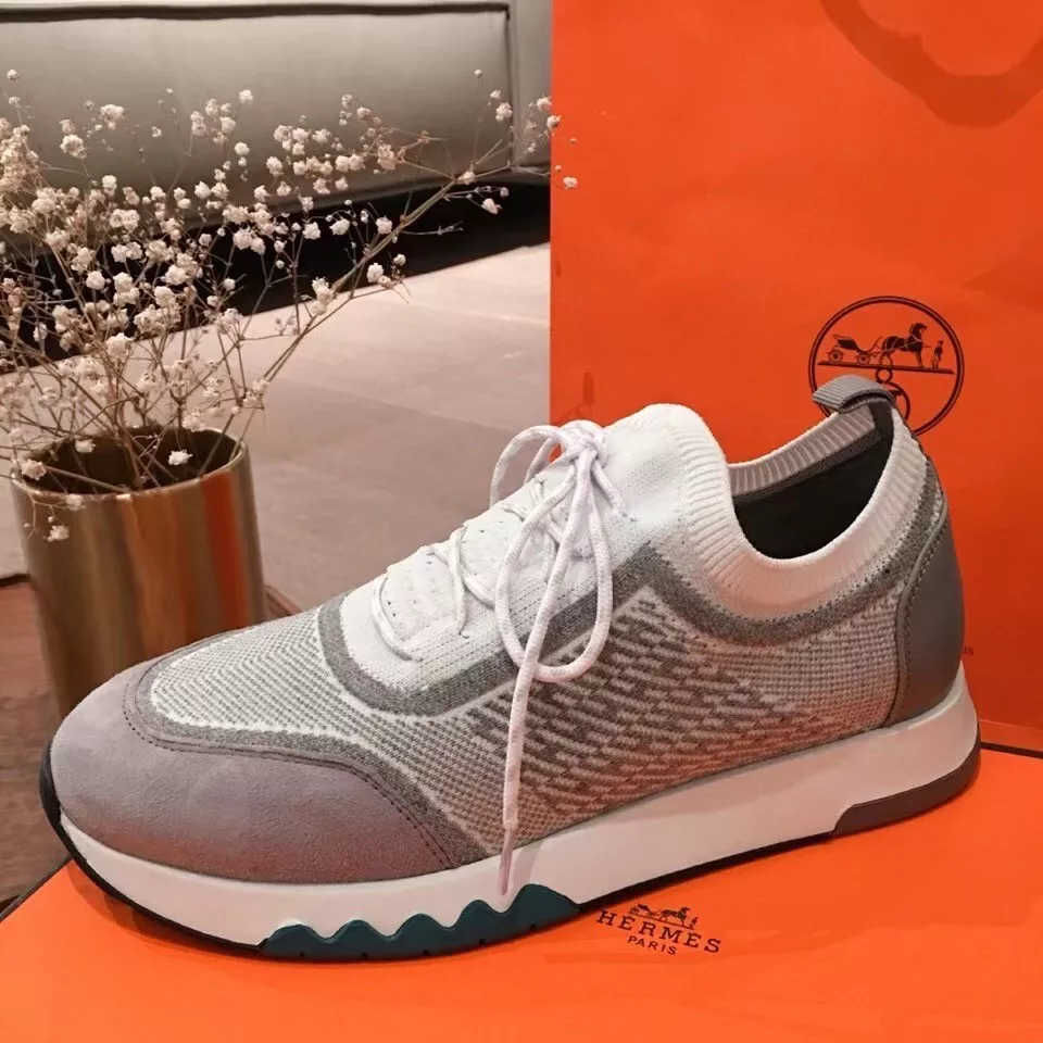 Hermes Men’s Addict Sneakers In Grey Knit – HM036