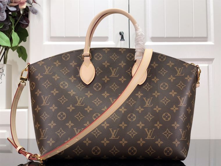 LOUIS VUITTON BOETIE MM MONOGRAM – LW136