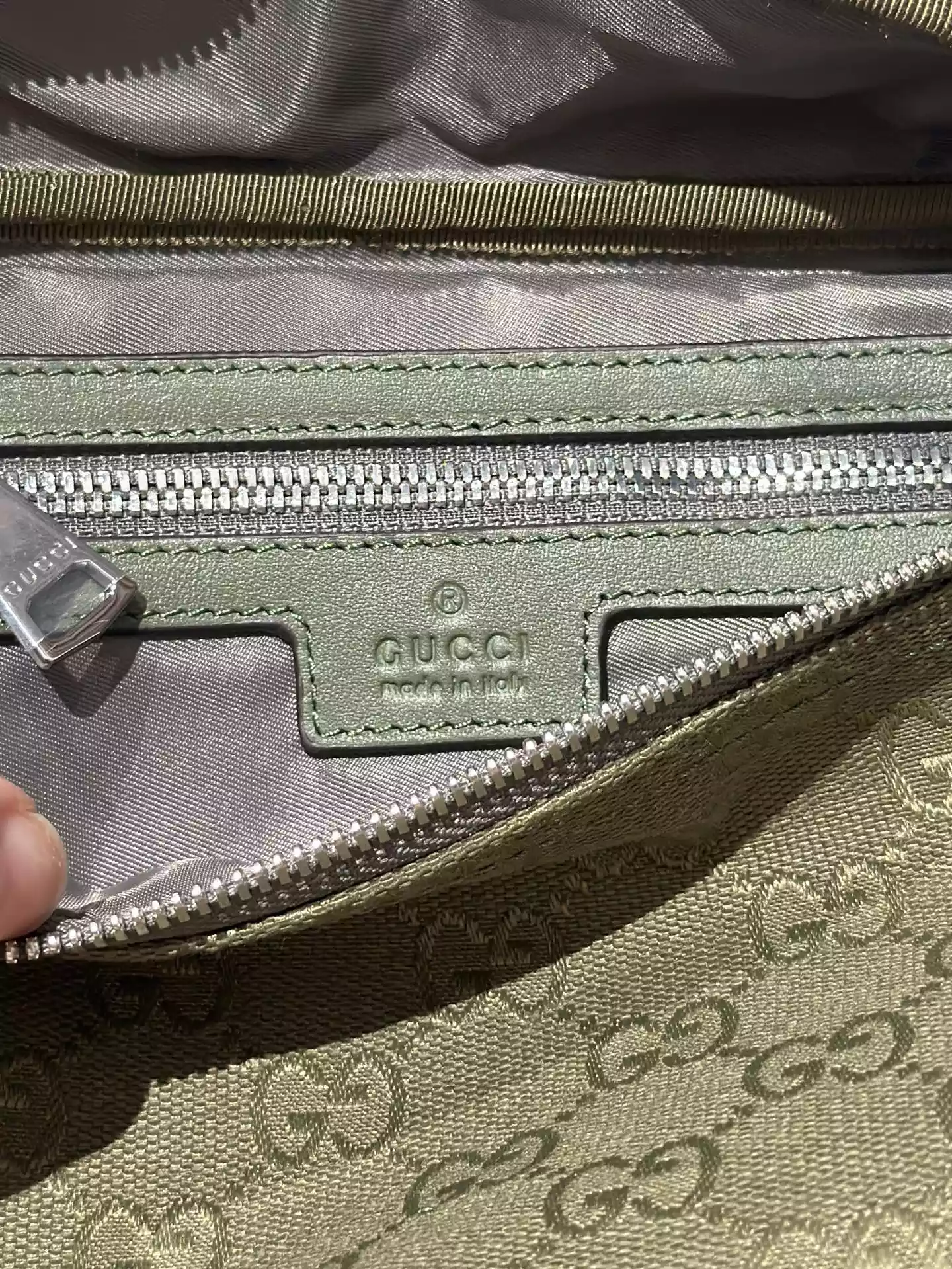 Large belt bag with print in Beige GG Canvas – BG066