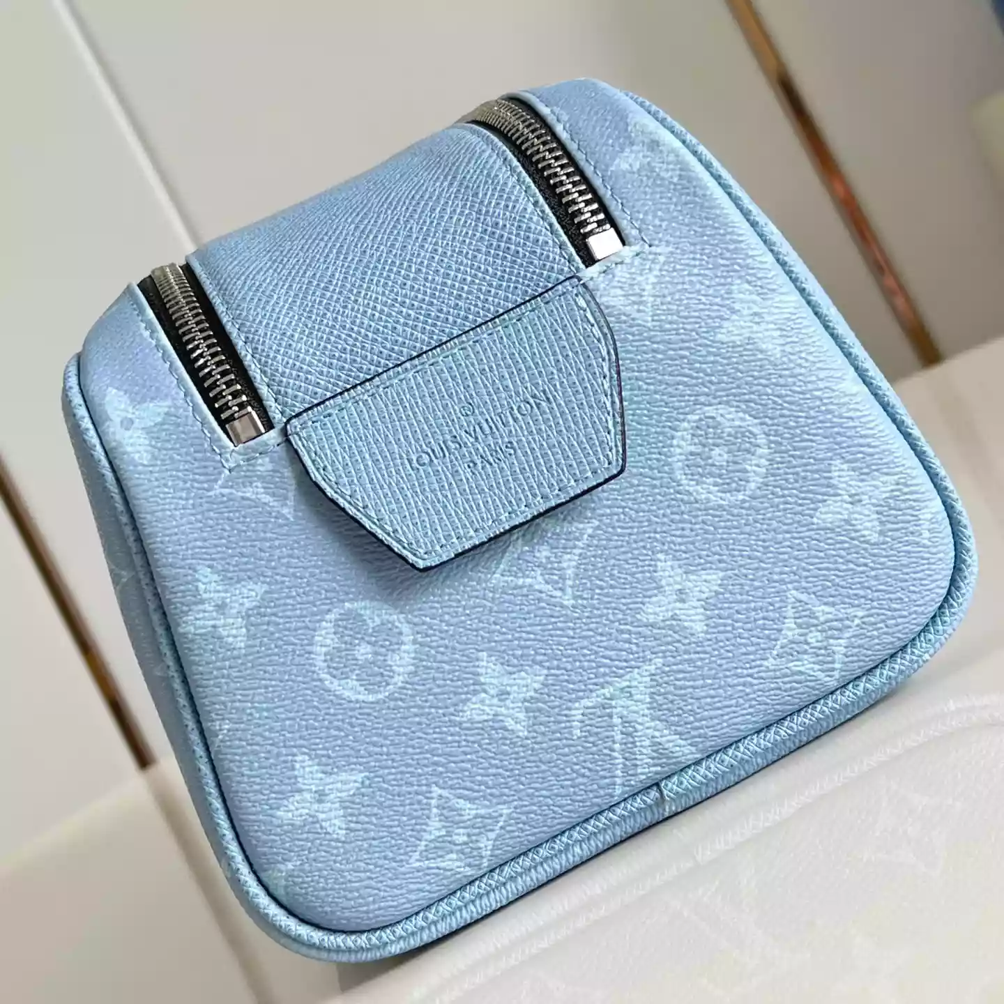DOPP KIT BAG SKY BLUE MONOGRAM CANVAS M14125 – LW395