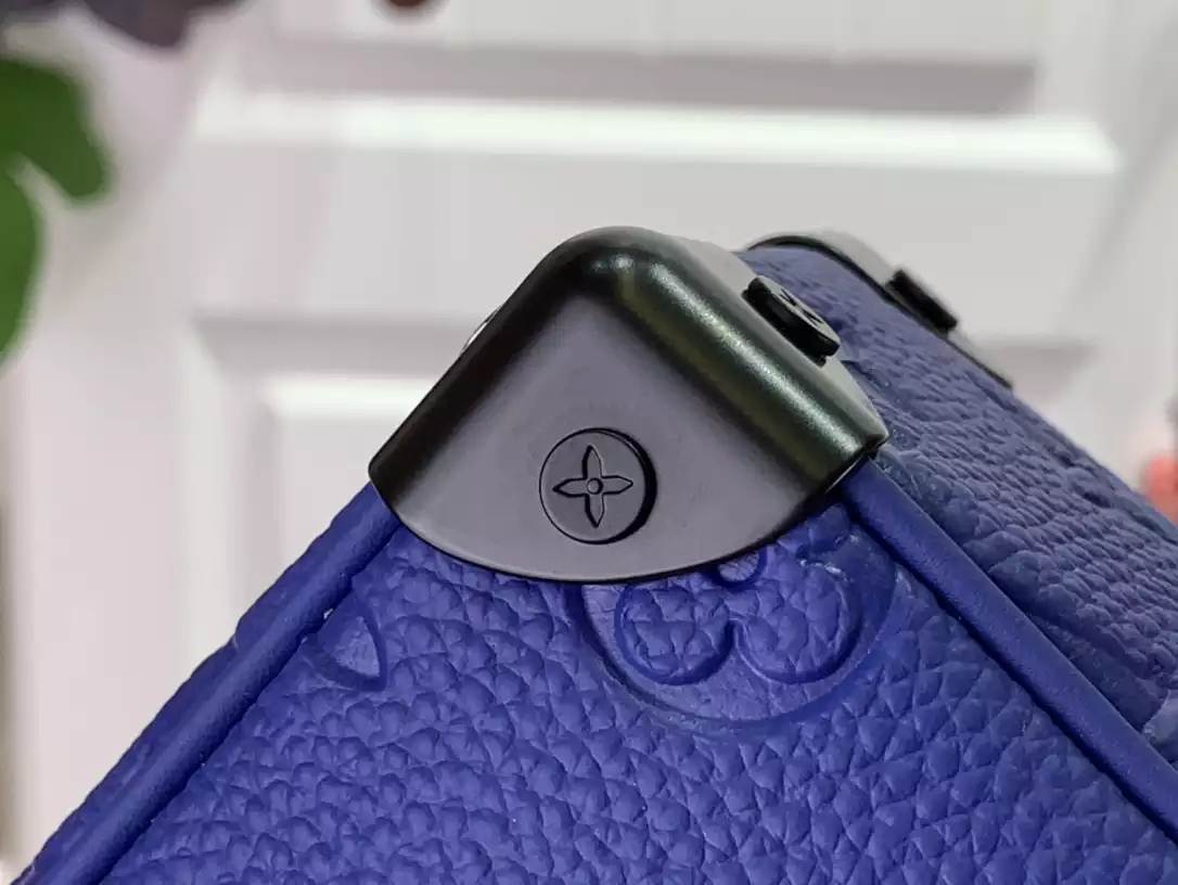 Mini Soft Trunk Taurillon Monogram M44735 – LW231