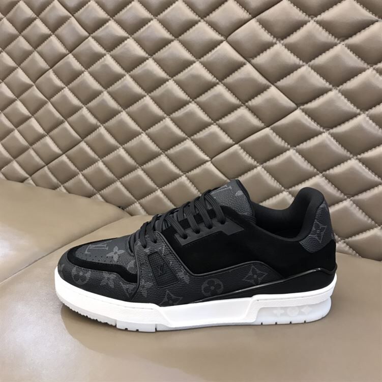 LOUIS VUITTON TRAINER BLACK MONOGRAM – LVS013