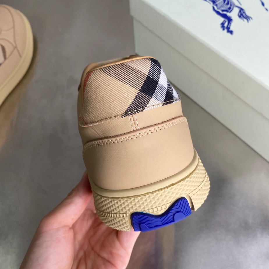 BURBERRY LEATHER AND CHECK TERRACE SNEAKERS – BBR036