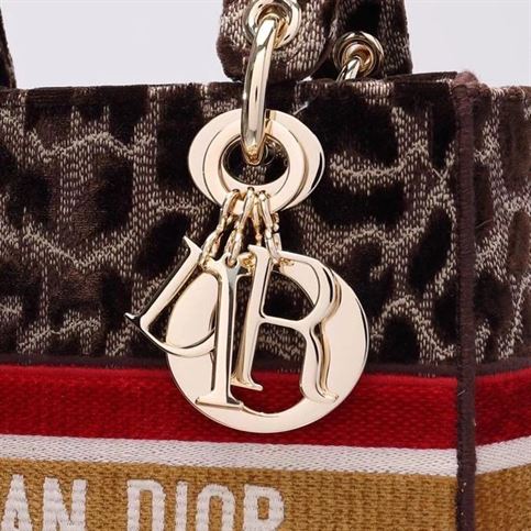 DIOR MEDIUM LADY D-LITE BAG – DOB012