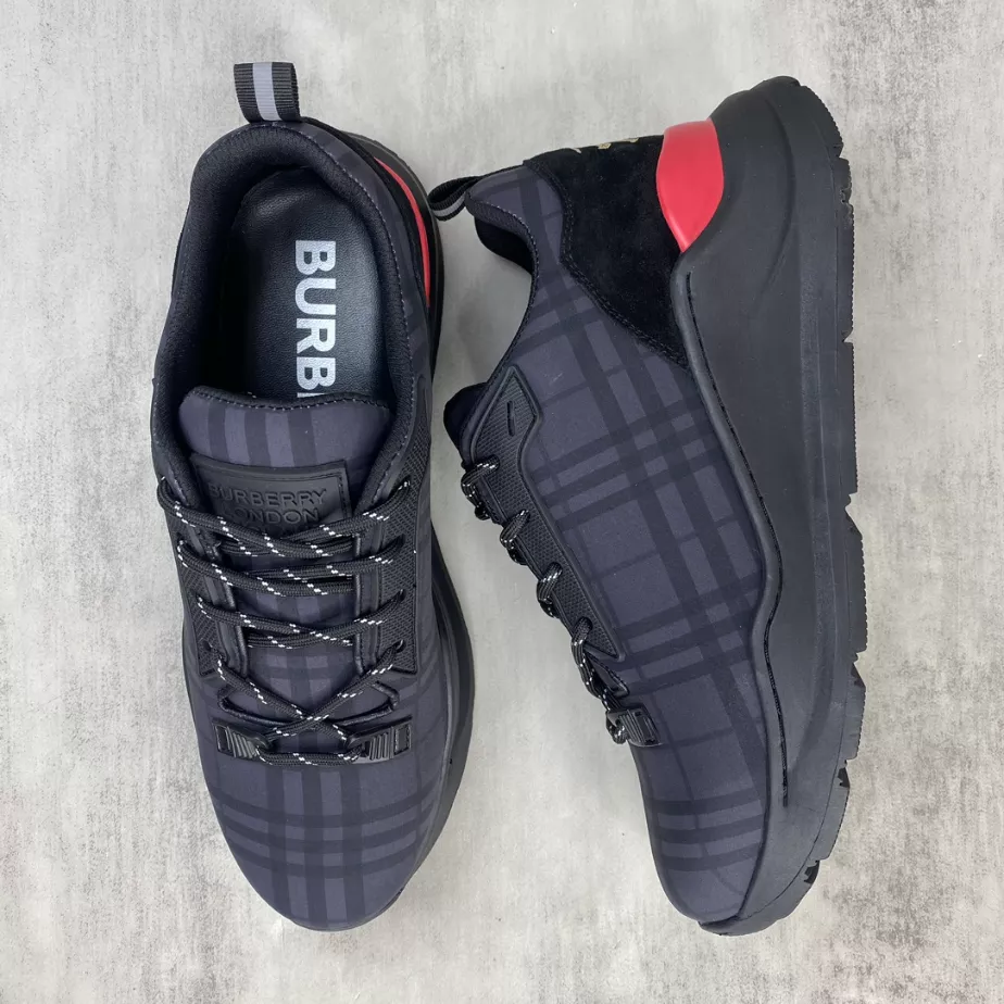 BURBERRY PLATFORM SNEAKERS – BBR064