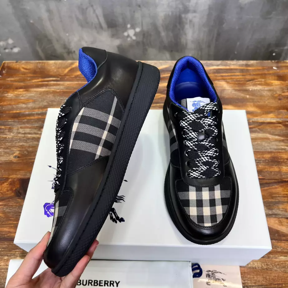 BURBERRY LEATHER AND CHECK TERRACE SNEAKERS – BBR084
