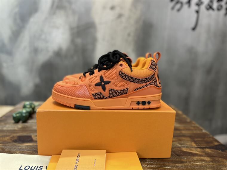 LOUIS VUITTON LVSK8 SNEAKER – LVS076