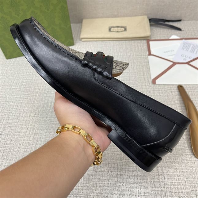 GUCCI MEN’S LOAFER WITH INTERLOCKING G – GL004