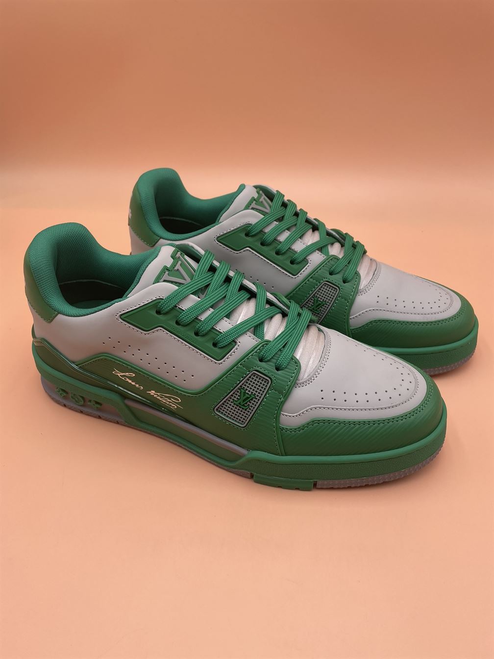 LOUIS VUITTON LV TRAINER SNEAKER – LVS060