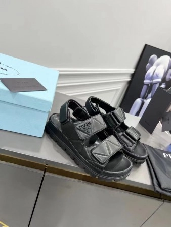 PRADA PADDED SANDALS IN BLACK NAPPA LEATHER – PSD039