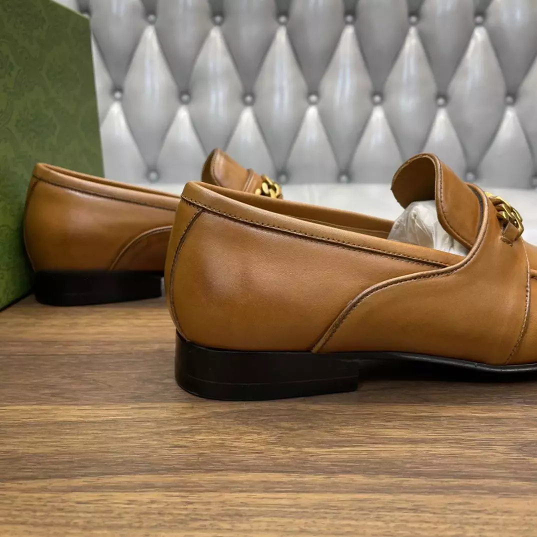 MEN’S LEATHER LOAFERS WITH INTERLOCKING G IN BROWN – GL110